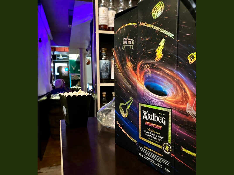 Smokiverse Verpakung von Ardbeg