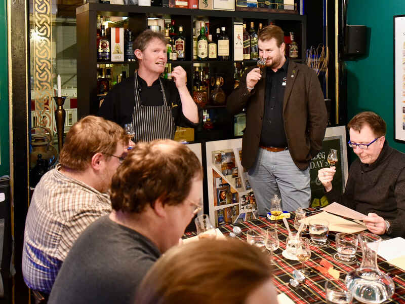 Chris Pepper und Thomas Plaue beim Tasting